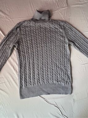 Eddie Bauer Light Gray Cable Turtleneck Sweater